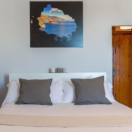 Seaview Apartment In Posillipo By Wonderful Italy Πεσκιέρα ντελ Γκάρντα Εξωτερικό φωτογραφία