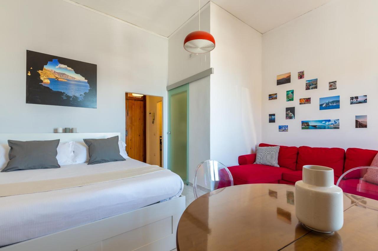 Seaview Apartment In Posillipo By Wonderful Italy Πεσκιέρα ντελ Γκάρντα Εξωτερικό φωτογραφία